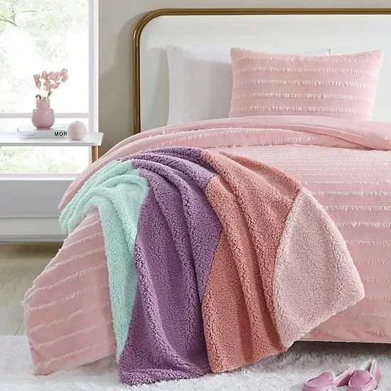 Koolaburra By UGG Rainbow Kids Throw 3 Koolaburra By UGG Rainbow Kids Throw - Image 3