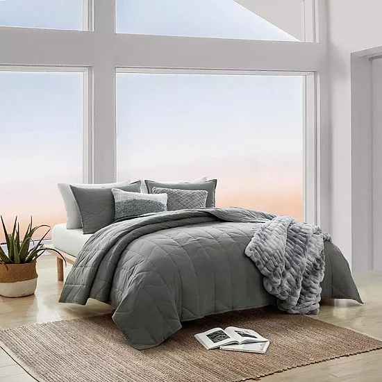 Koolaburra By UGG Koolawash Waves Quilt Set With Shams Mauve 3 Koolaburra By UGG Koolawash Waves Quilt Set With Shams Mauve - Image 3