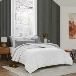 Koolaburra By UGG Talia Faux Fur Quilt Set With Shams 7 Koolaburra By UGG Talia Faux Fur Quilt Set With Shams -Koolaburra by UGG shop unnamed file 1206