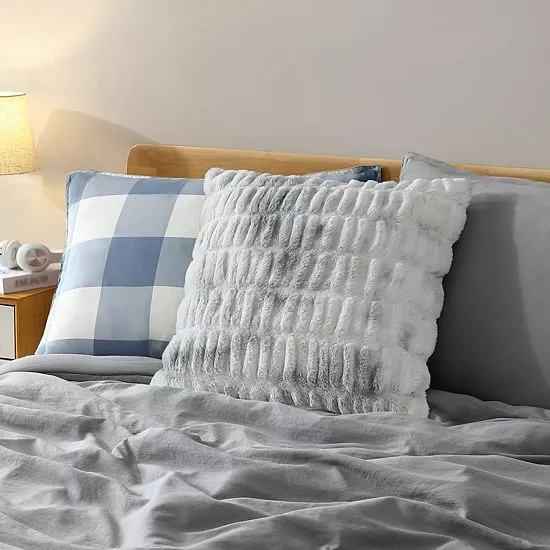 Koolaburra By UGG Orion Faux Fur Throw Pillow 2 Koolaburra By UGG Orion Faux Fur Throw Pillow - Image 2