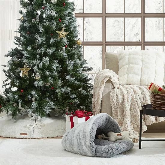 Koolaburra By UGG Clover Tree Skirt 3 Koolaburra By UGG Clover Tree Skirt - Image 3