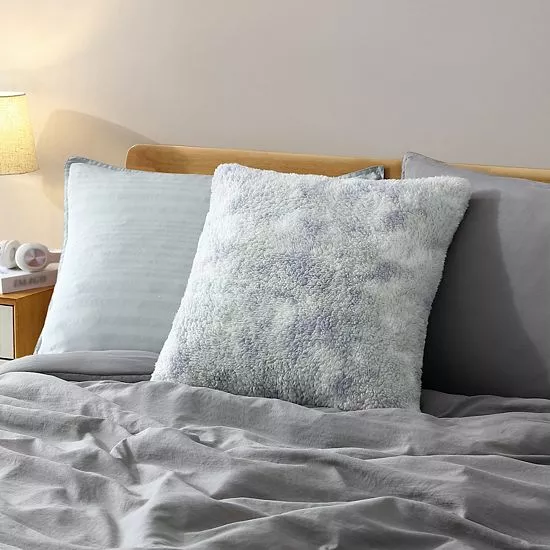 Koolaburra By UGG Stellar Sherpa Throw Pillow Aqua Gray 2 Koolaburra By UGG Stellar Sherpa Throw Pillow Aqua Gray - Image 2