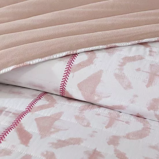 Koolaburra By UGG Wren Quilt Set With Shams 2 Koolaburra By UGG Wren Quilt Set With Shams - Image 2