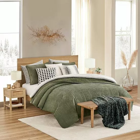 Koolaburra By UGG Lona Quilt Set With Shams Dark Rose 4 Koolaburra By UGG Lona Quilt Set With Shams Dark Rose - Image 4