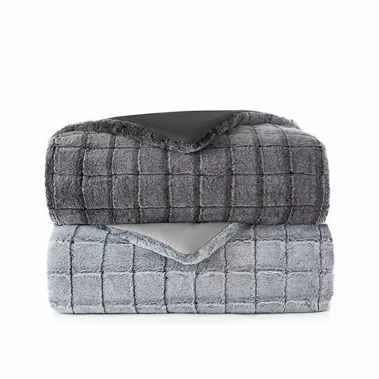 Koolaburra By UGG Izzel Faux Fur Comforter Set With Shams Cocoa Gray 4 Koolaburra By UGG Izzel Faux Fur Comforter Set With Shams Cocoa Gray - Image 4