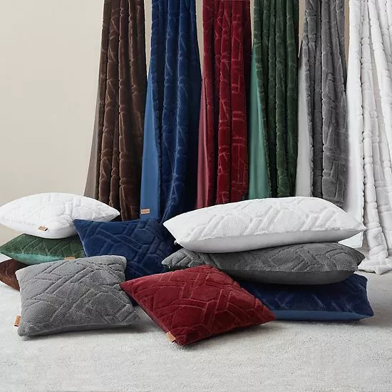 Koolaburra By UGG Candice Faux Fur Throw Pillow Navy 5 Koolaburra By UGG Candice Faux Fur Throw Pillow Navy - Image 5