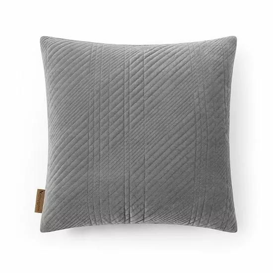 Koolaburra By UGG Lona Throw Pillow Verdent 6 Koolaburra By UGG Lona Throw Pillow Verdent - Image 6